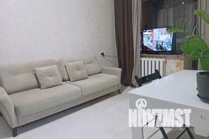 2-к квартира, посуточно, 47м2, 3/9 этаж