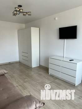 1-к квартира, посуточно, 40м2, 2/15 этаж