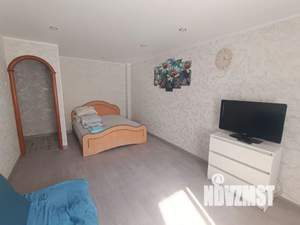 1-к квартира, посуточно, 33м2, 4/9 этаж