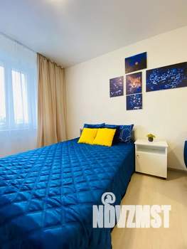 1-к квартира, посуточно, 39м2, 23/27 этаж