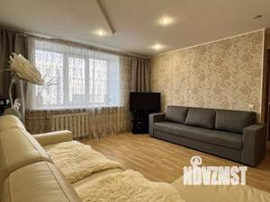 2-к квартира, посуточно, 54м2, 1/1 этаж