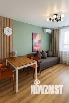 2-к квартира, посуточно, 40м2, 13/22 этаж