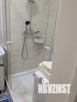 1-к квартира, посуточно, 38м2, 6/16 этаж