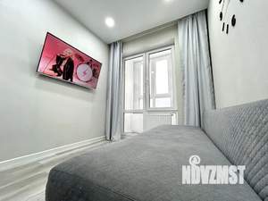 1-к квартира, посуточно, 44м2, 18/25 этаж