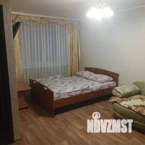 1-к квартира, посуточно, 31м2, 3/5 этаж