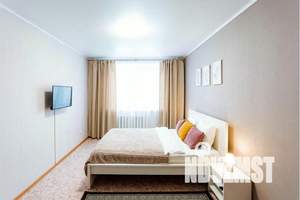 1-к квартира, посуточно, 36м2, 9/16 этаж