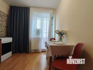 1-к квартира, посуточно, 35м2, 3/25 этаж