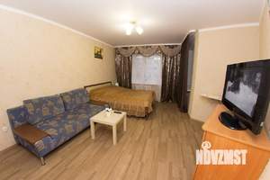 1-к квартира, посуточно, 40м2, 1/1 этаж