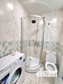 Студия квартира, посуточно, 35м2, 1/9 этаж