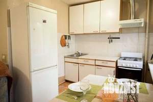 2-к квартира, посуточно, 46м2, 1/1 этаж