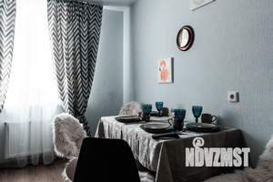 1-к квартира, посуточно, 43м2, 9/25 этаж