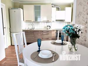 2-к квартира, посуточно, 65м2, 1/1 этаж