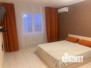 1-к квартира, посуточно, 42м2, 12/18 этаж