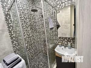 Студия квартира, посуточно, 32м2, 3/11 этаж