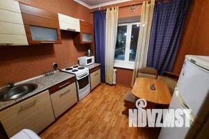 1-к квартира, посуточно, 37м2, 3/9 этаж