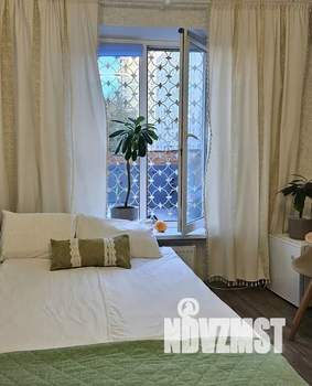 Студия квартира, посуточно, 14м2, 1/9 этаж