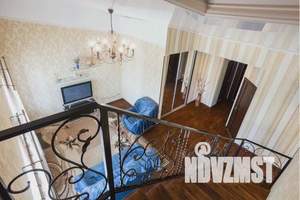 3-к квартира, посуточно, 104м2, 5/5 этаж