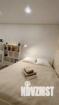 Студия квартира, посуточно, 25м2, 1/12 этаж