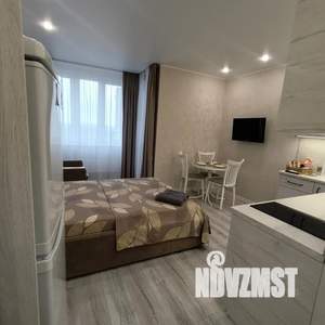 Студия квартира, посуточно, 25м2, 14/22 этаж