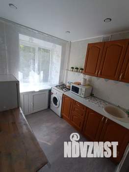 1-к квартира, посуточно, 33м2, 4/9 этаж