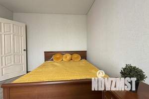 1-к квартира, посуточно, 38м2, 4/10 этаж