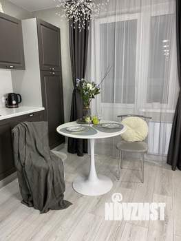 Студия квартира, посуточно, 30м2, 9/27 этаж