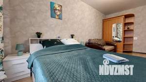 1-к квартира, посуточно, 34м2, 23/25 этаж