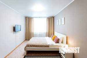 1-к квартира, посуточно, 36м2, 9/16 этаж