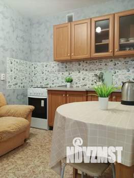 Студия квартира, посуточно, 35м2, 2/9 этаж