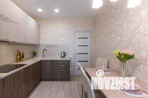 1-к квартира, посуточно, 40м2, 13/18 этаж