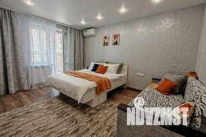 1-к квартира, посуточно, 35м2, 7/19 этаж