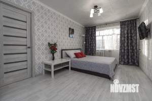 1-к квартира, посуточно, 33м2, 1/1 этаж