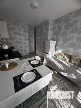 1-к квартира, посуточно, 36м2, 1/1 этаж