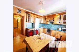 1-к квартира, посуточно, 65м2, 7/12 этаж