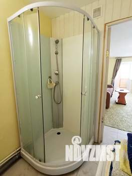 Студия квартира, посуточно, 38м2, 1/3 этаж