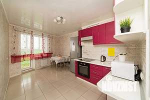 2-к квартира, посуточно, 65м2, 21/25 этаж