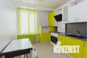 1-к квартира, посуточно, 32м2, 4/10 этаж