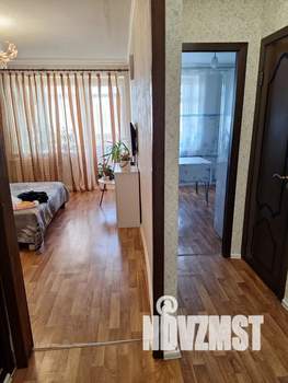 1-к квартира, посуточно, 40м2, 8/9 этаж