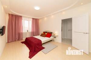 1-к квартира, посуточно, 42м2, 1/1 этаж