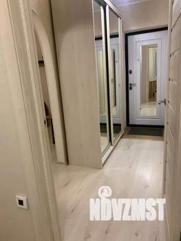 1-к квартира, посуточно, 42м2, 12/18 этаж