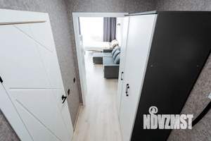 Студия квартира, посуточно, 30м2, 18/28 этаж