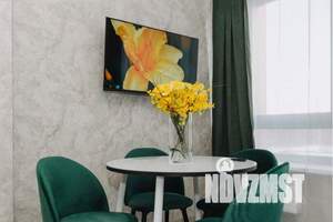 1-к квартира, посуточно, 40м2, 7/32 этаж