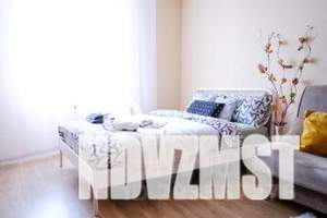 1-к квартира, посуточно, 35м2, 5/25 этаж