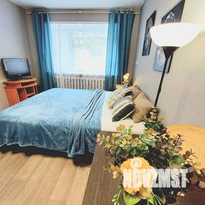 1-к квартира, посуточно, 35м2, 1/5 этаж