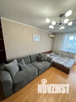 1-к квартира, посуточно, 40м2, 4/10 этаж