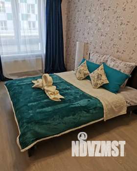 1-к квартира, посуточно, 40м2, 4/25 этаж