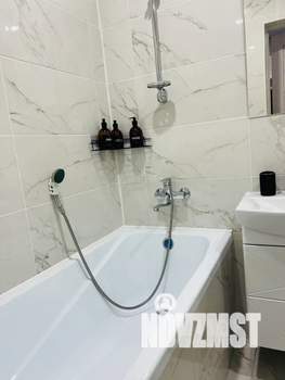 2-к квартира, посуточно, 40м2, 4/20 этаж