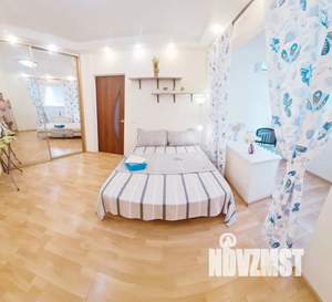 1-к квартира, посуточно, 30м2, 10/17 этаж