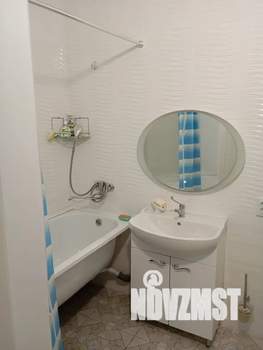 1-к квартира, посуточно, 35м2, 15/25 этаж