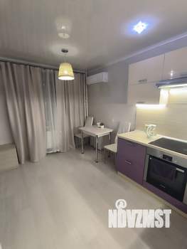 Студия квартира, посуточно, 36м2, 3/18 этаж